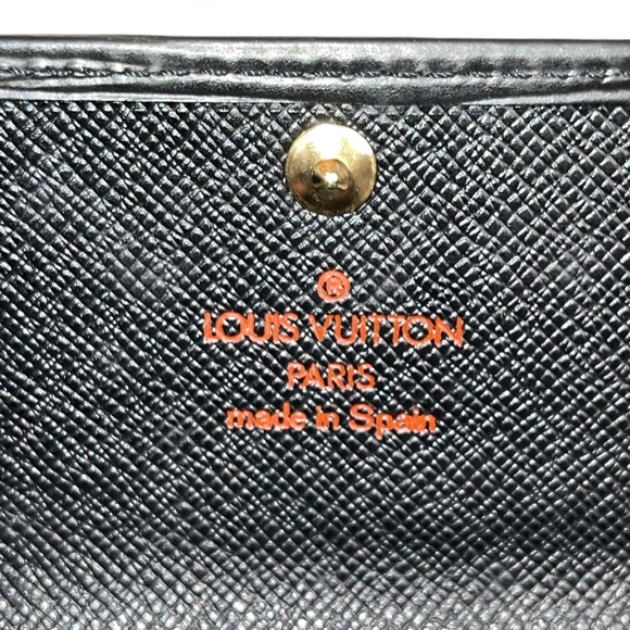 🌸Epi Multicles 4 Leather Ring Key Case - Picture 2 of 14